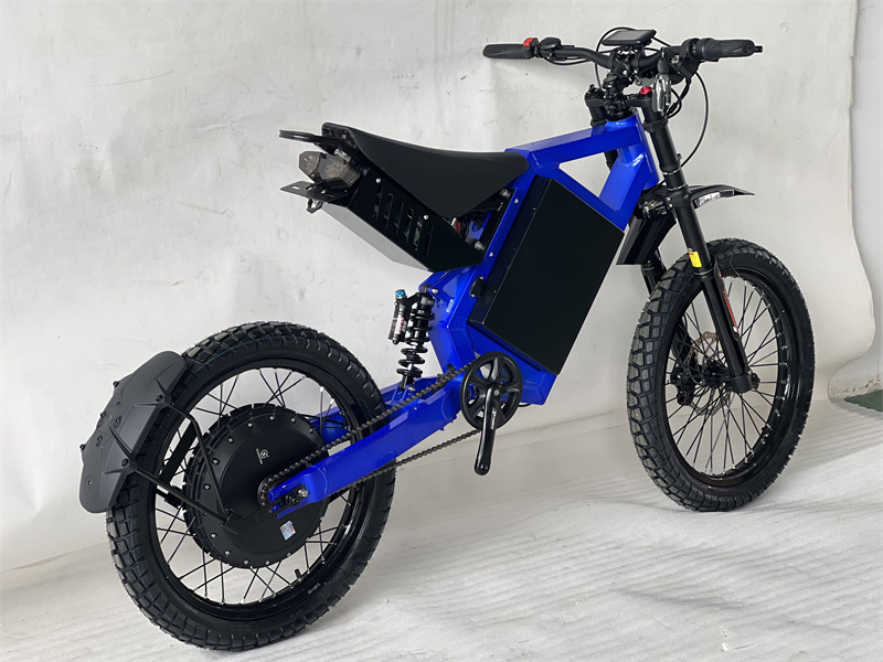 Vélo électrique tout-terrain C - 8000W Stealth Bomber Ebike avis et prix