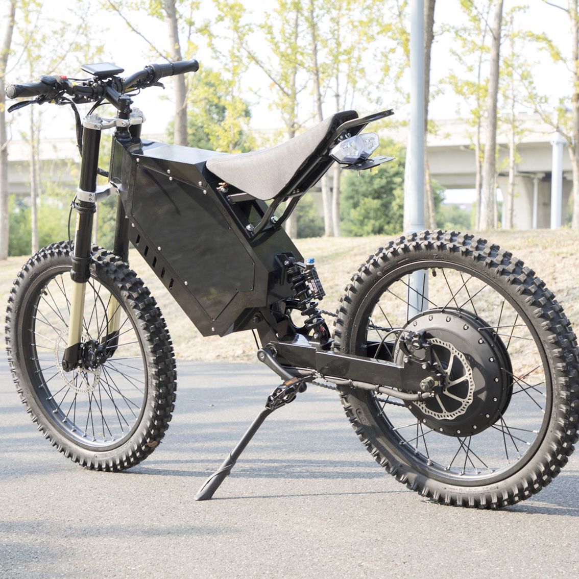 Moto électrique tout-terrain 2 - 72V 12000W Electric Dirt Bike avis et prix